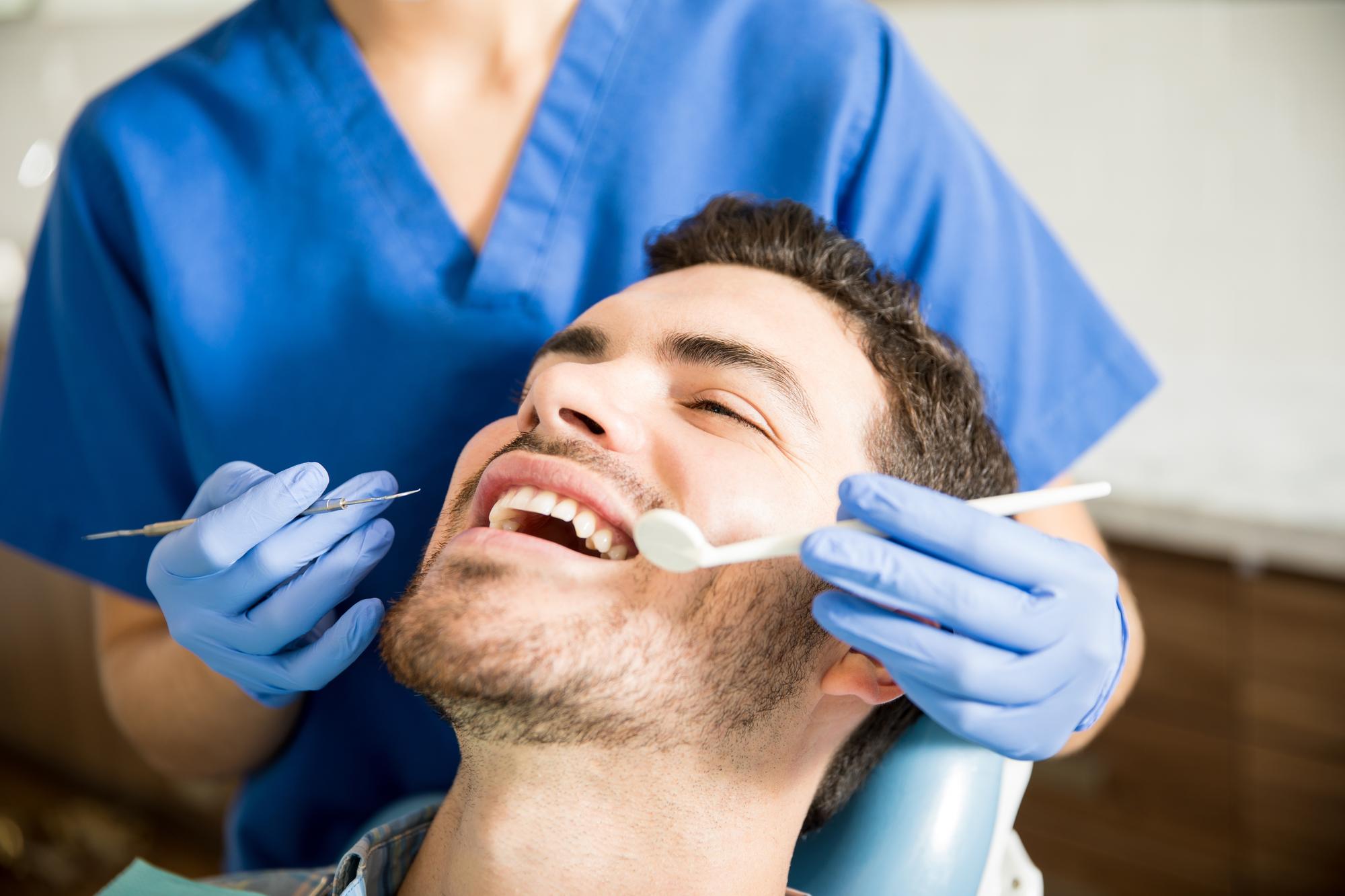 Чистка зубов - Одесса | VipDental